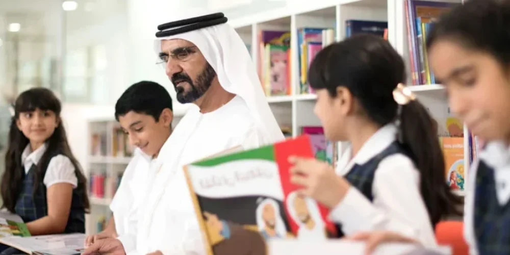 طالب-إماراتي-1-e طالب-إماراتي-1-e